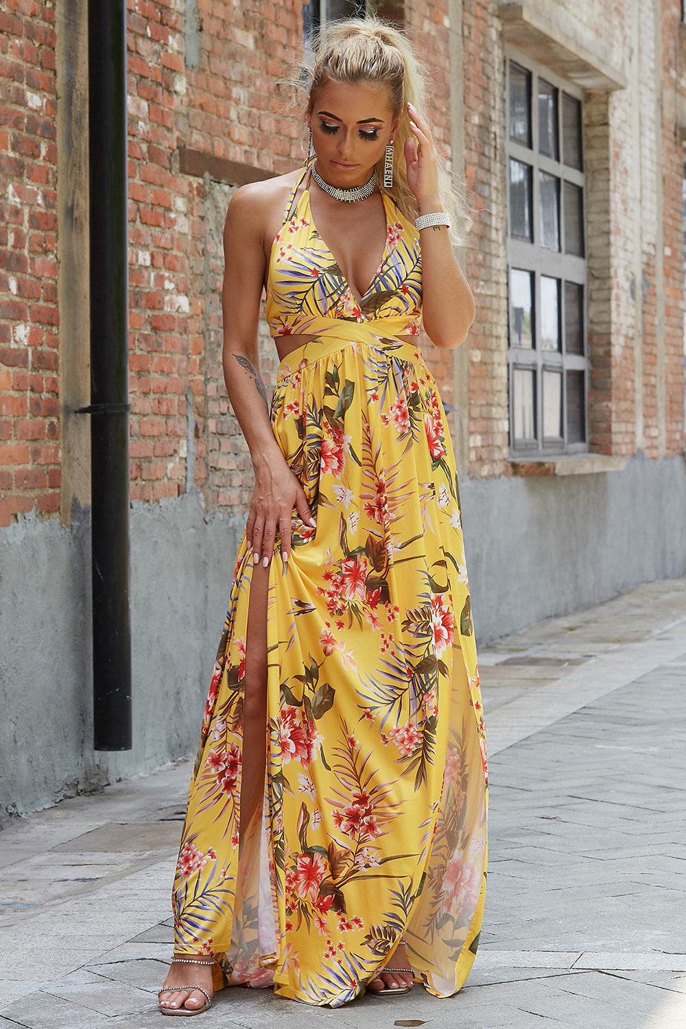 Halter Neck Split Dress - Delanoir