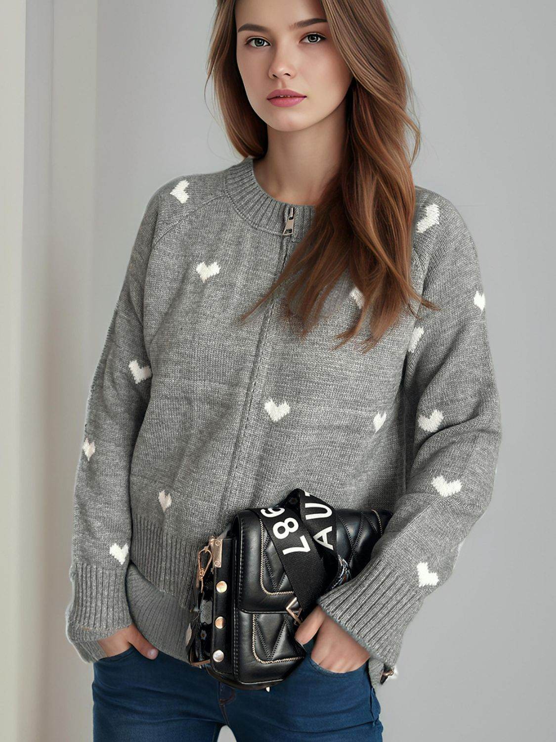 Heart Round Neck Zip Up Cardigan - Delanoir