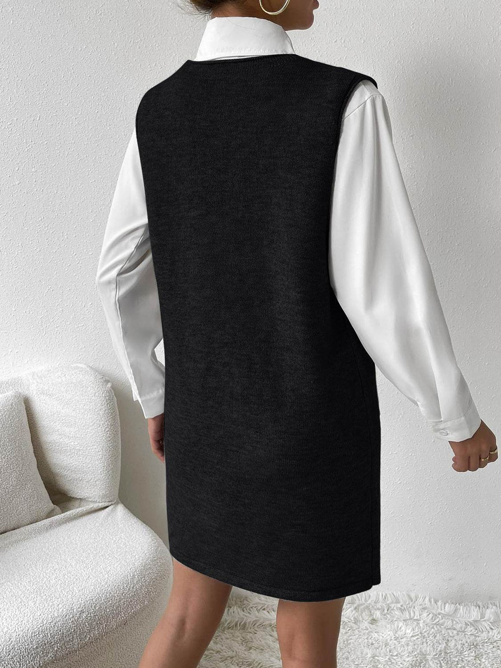 V-Neck Sleeveless Sweater Dress with Pockets - Delanoir