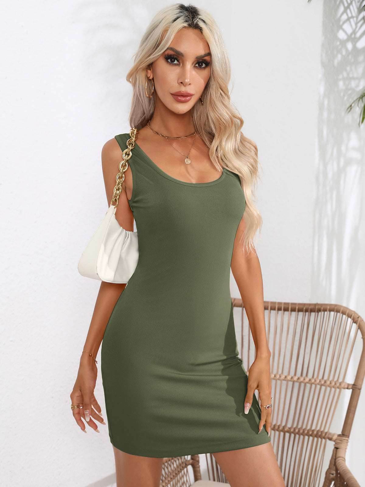 Scoop Neck Sleeveless Bodycon Dress - Delanoir