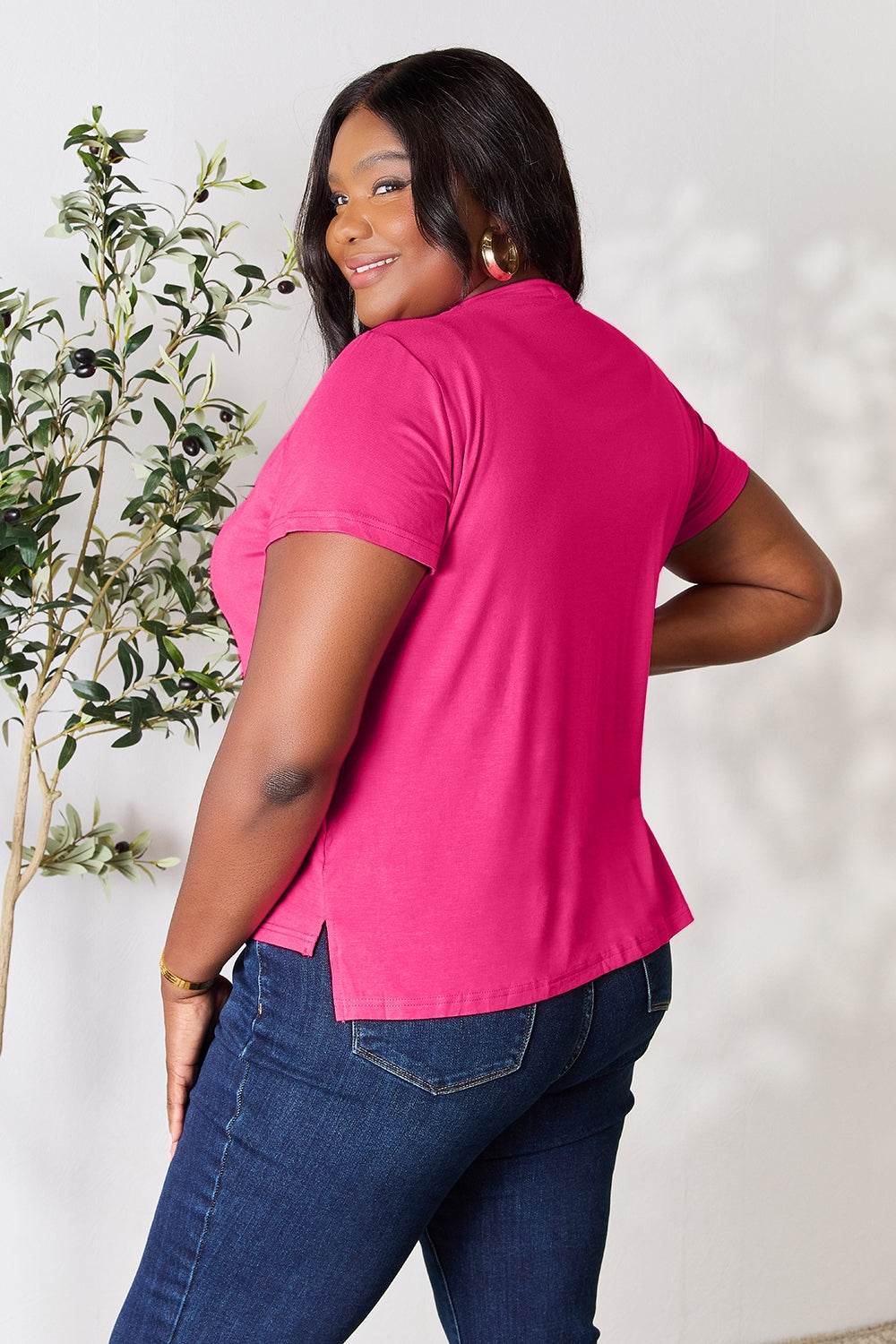 Basic Bae Full Size Round Neck Short Sleeve T-Shirt - Delanoir