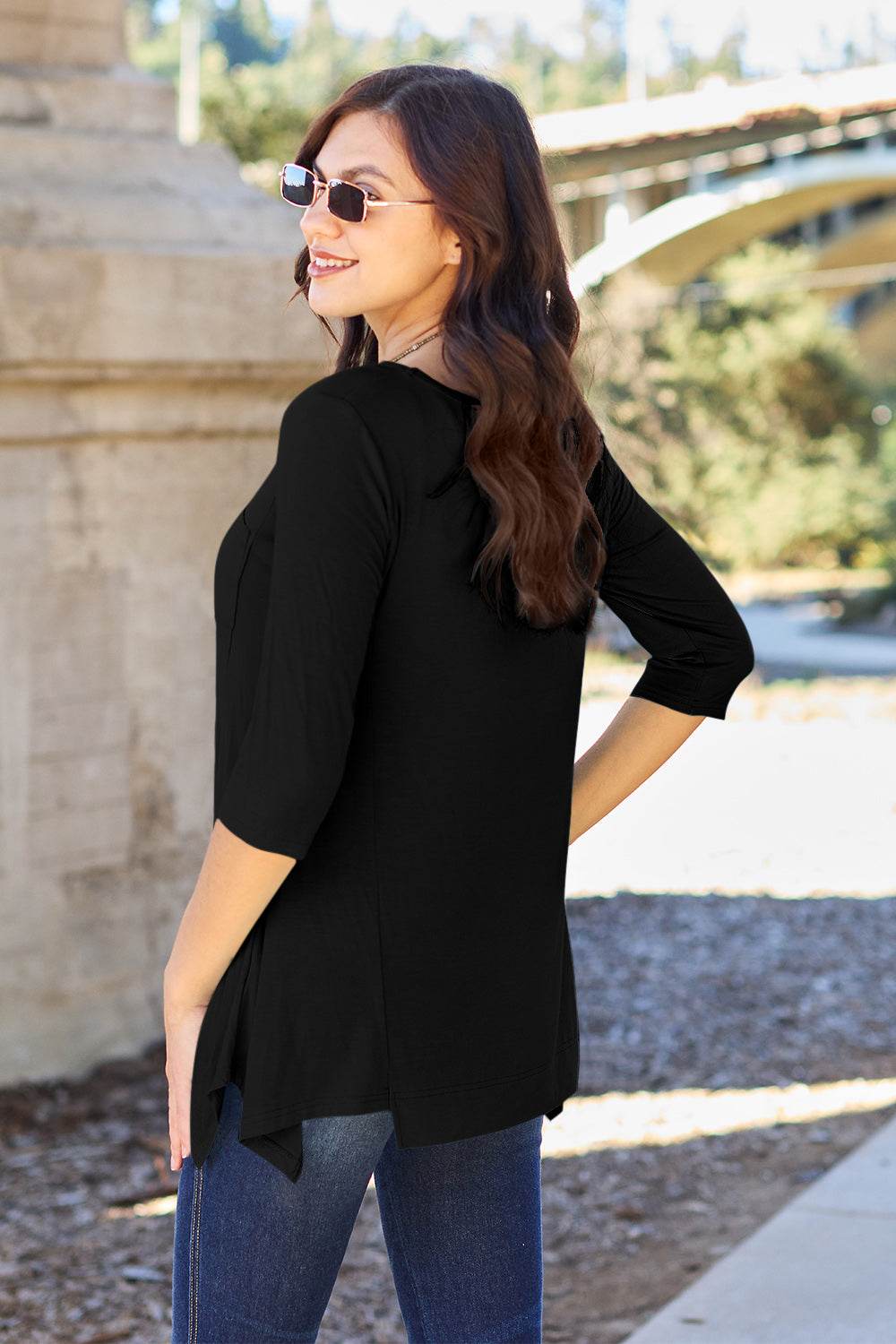 Basic Bae Full Size Round Neck Pocketed T-Shirt - Delanoir