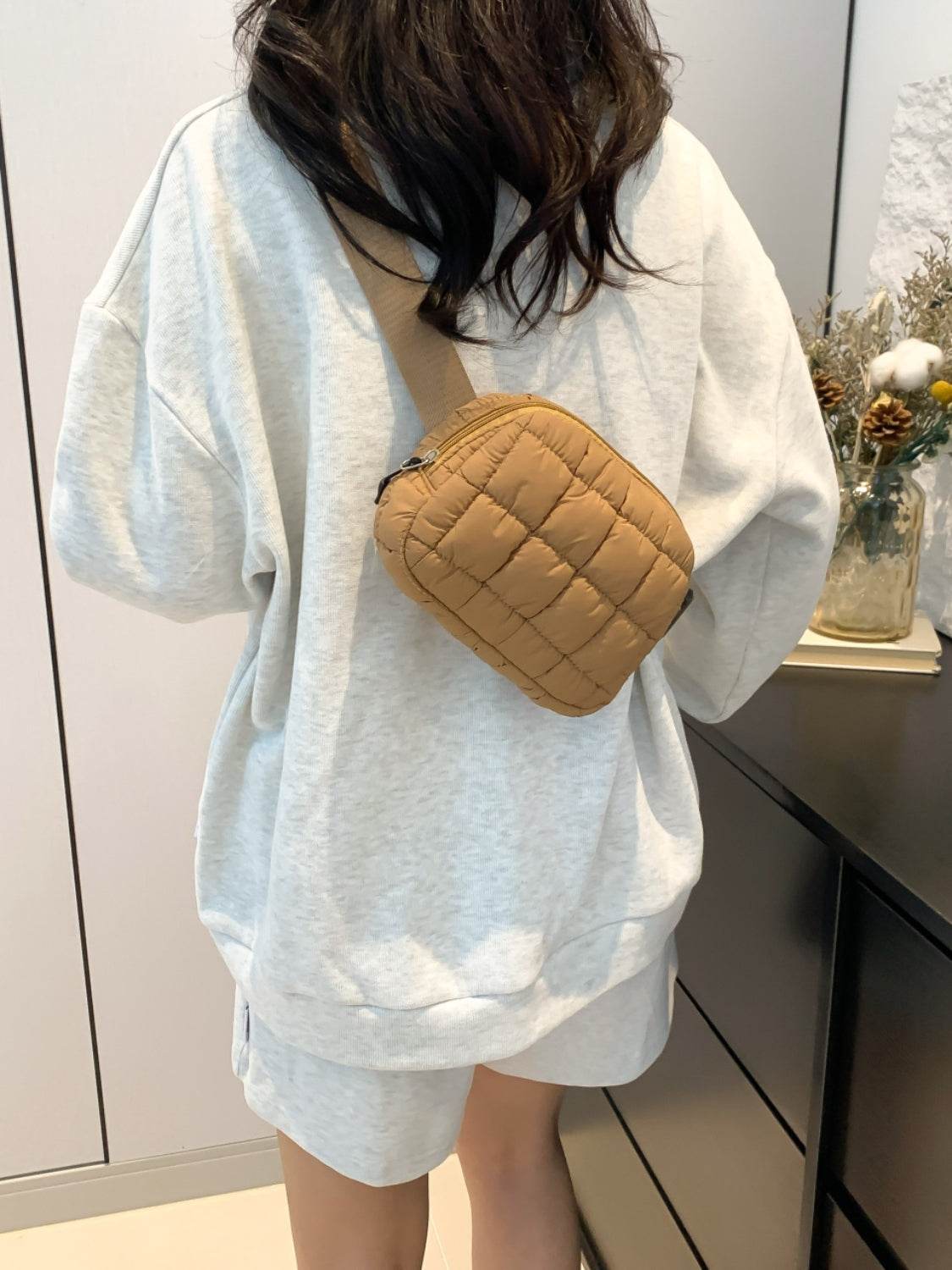 Bubble Texture Adjustable Strap Crossbody Bag - Delanoir