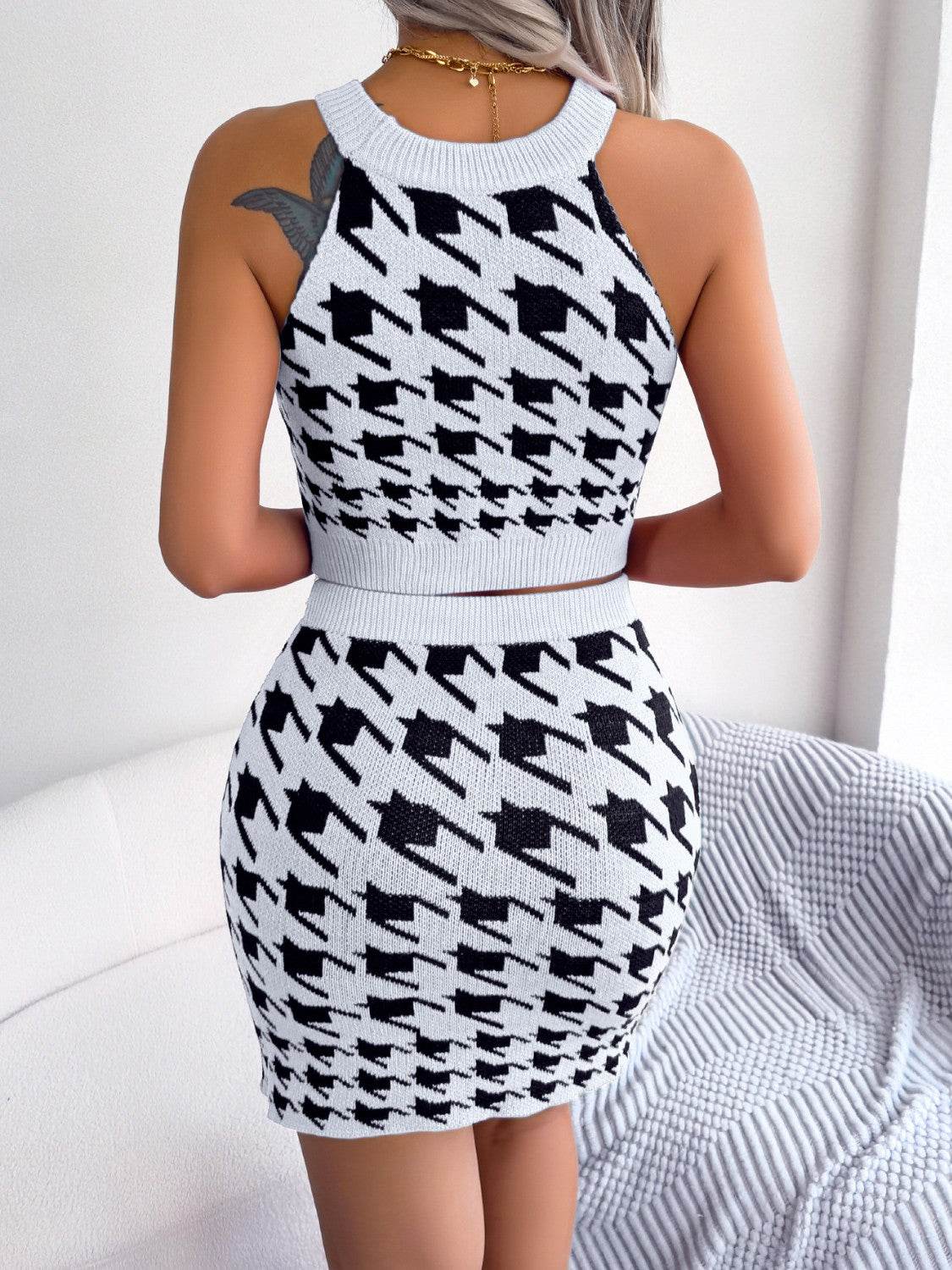 Houndstooth Sleeveless Top and Skirt Sweater Set - Delanoir