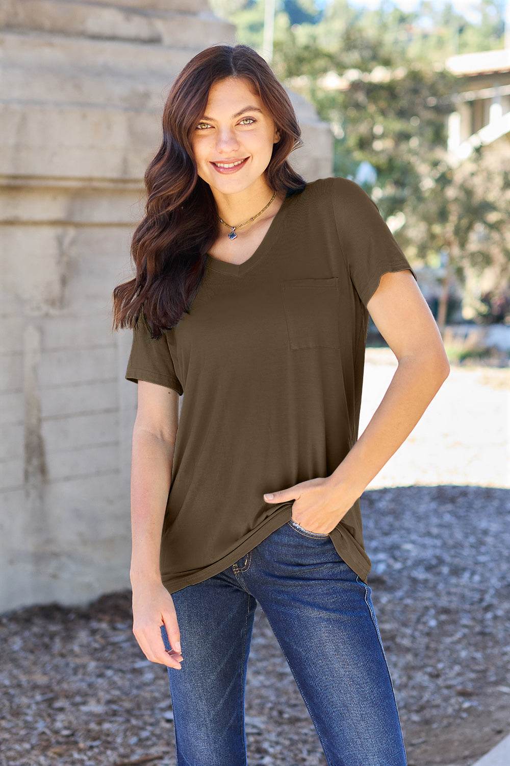 Basic Bae Full Size V-Neck Short Sleeve T-Shirt - Delanoir