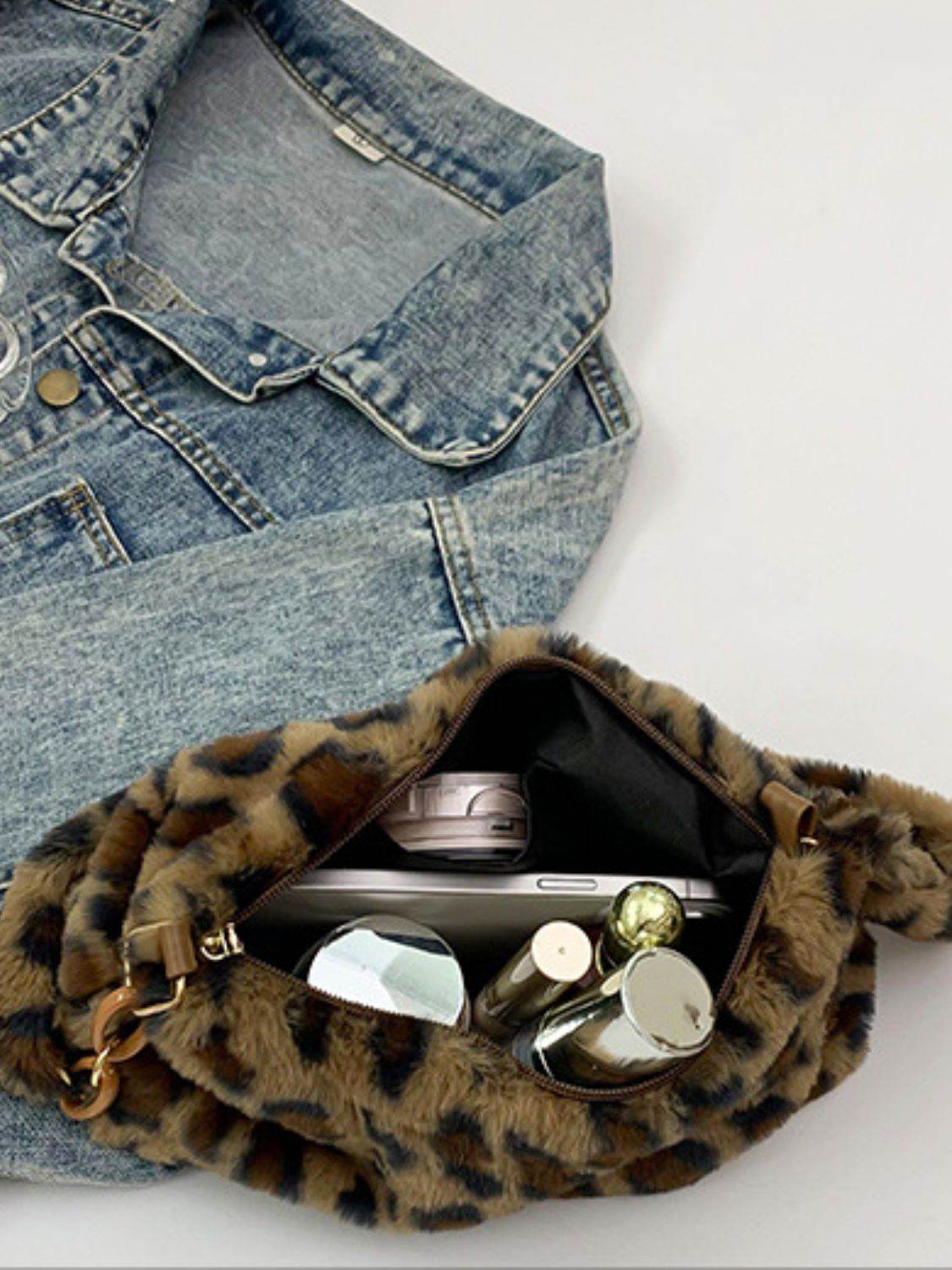 Leopard Fluff Shoulder Bag - Delanoir