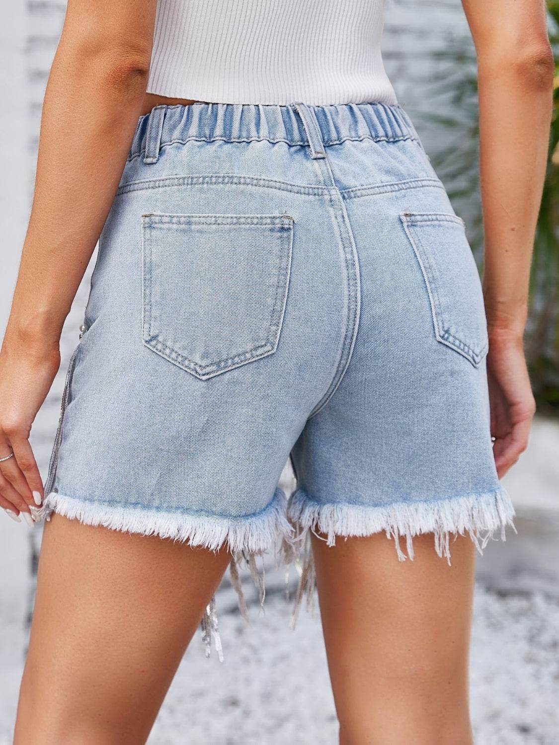 Distressed Pearl Trim Denim Shorts with Pockets - Delanoir
