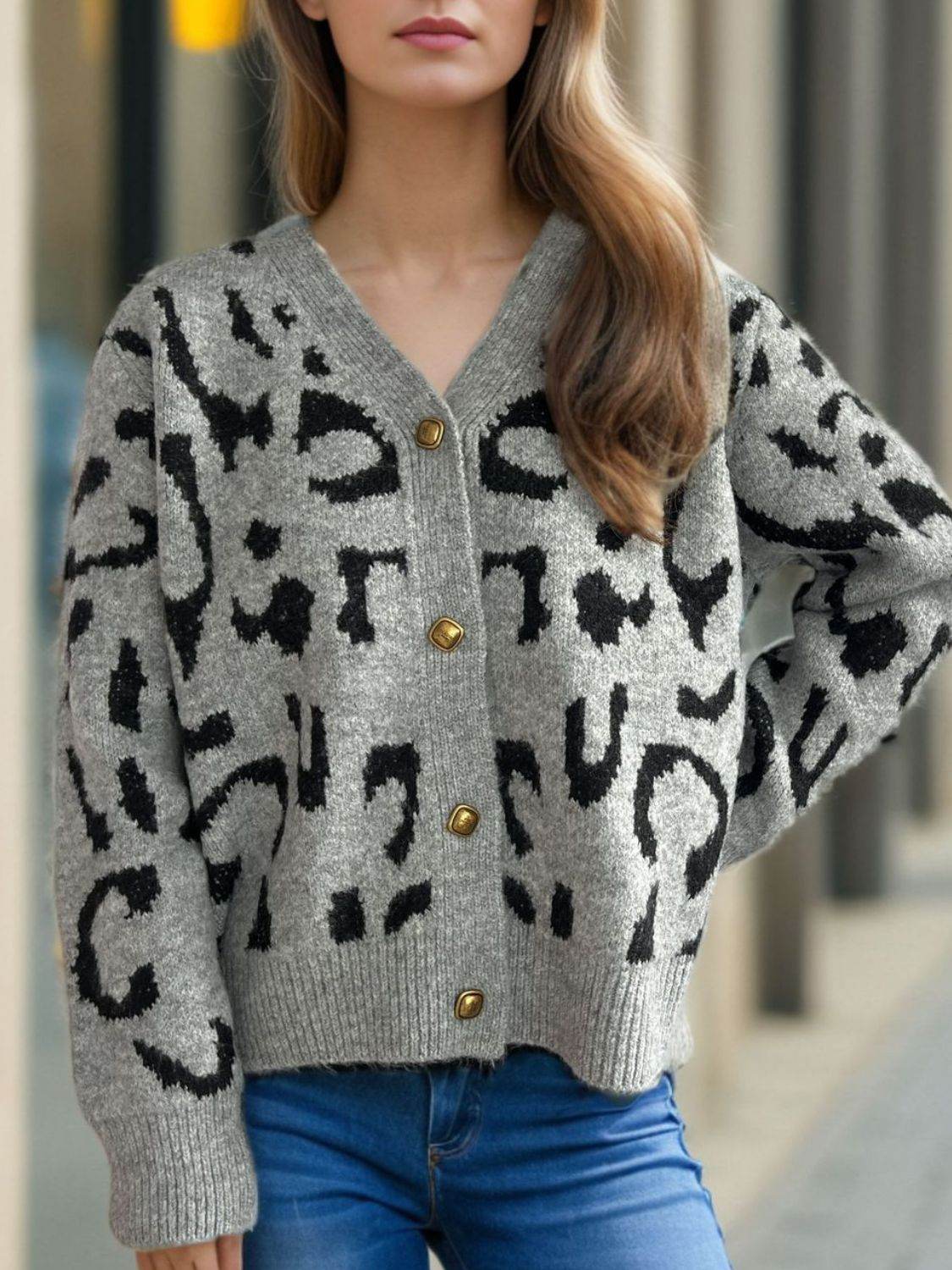 Leopard V-Neck Button Up Cardigan - Delanoir