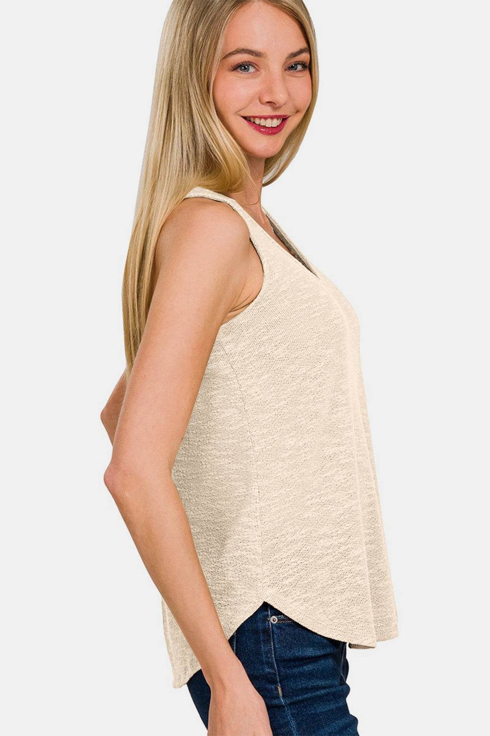 Zenana V-Neck Curved Hem Tank - Delanoir