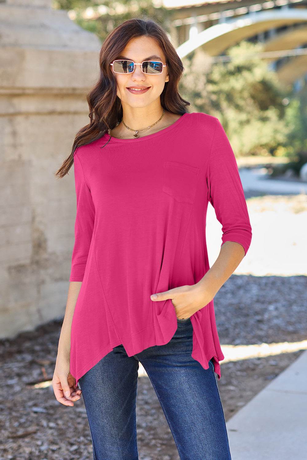 Basic Bae Full Size Round Neck Pocketed T-Shirt - Delanoir