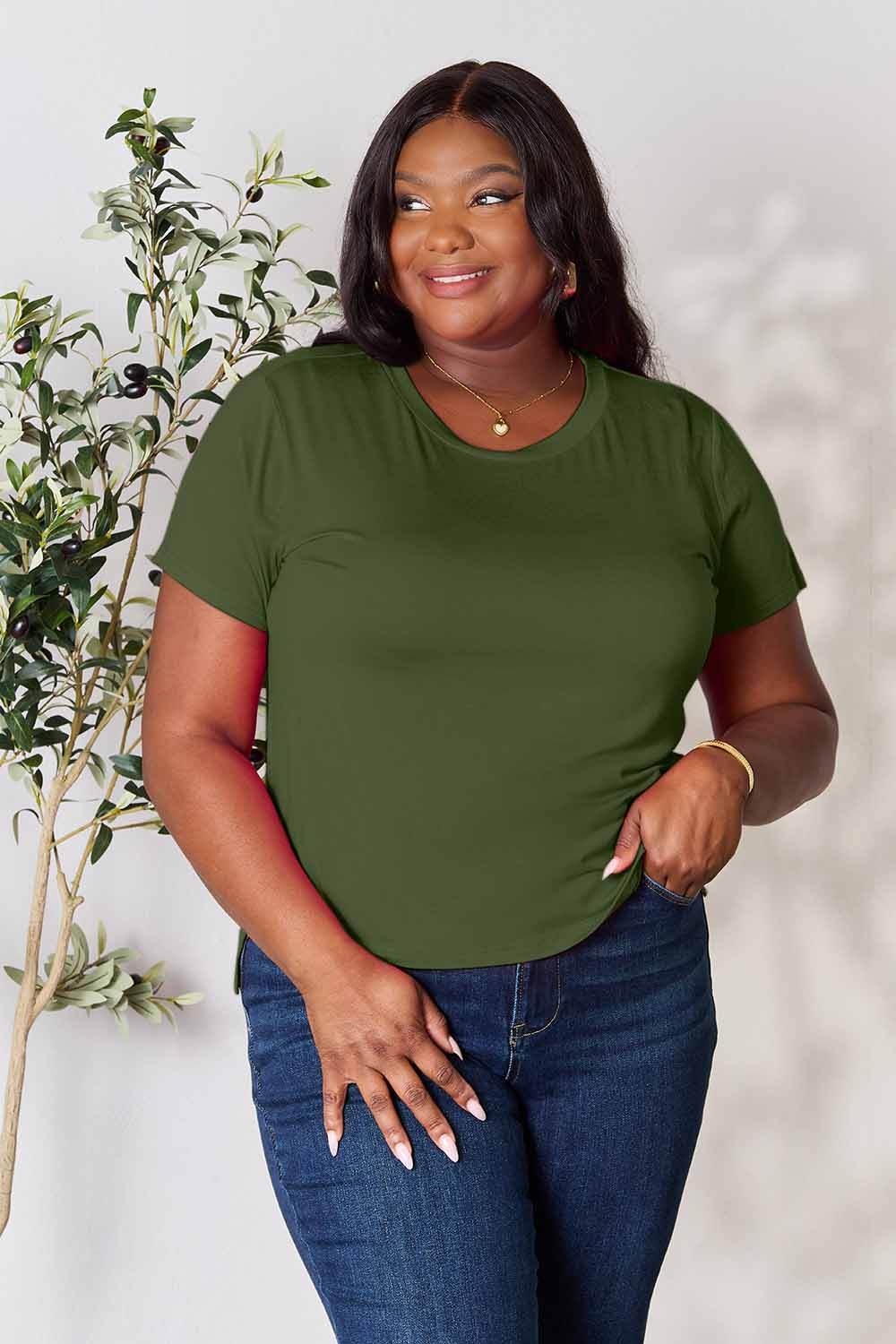 Basic Bae Full Size Round Neck Short Sleeve T-Shirt - Delanoir