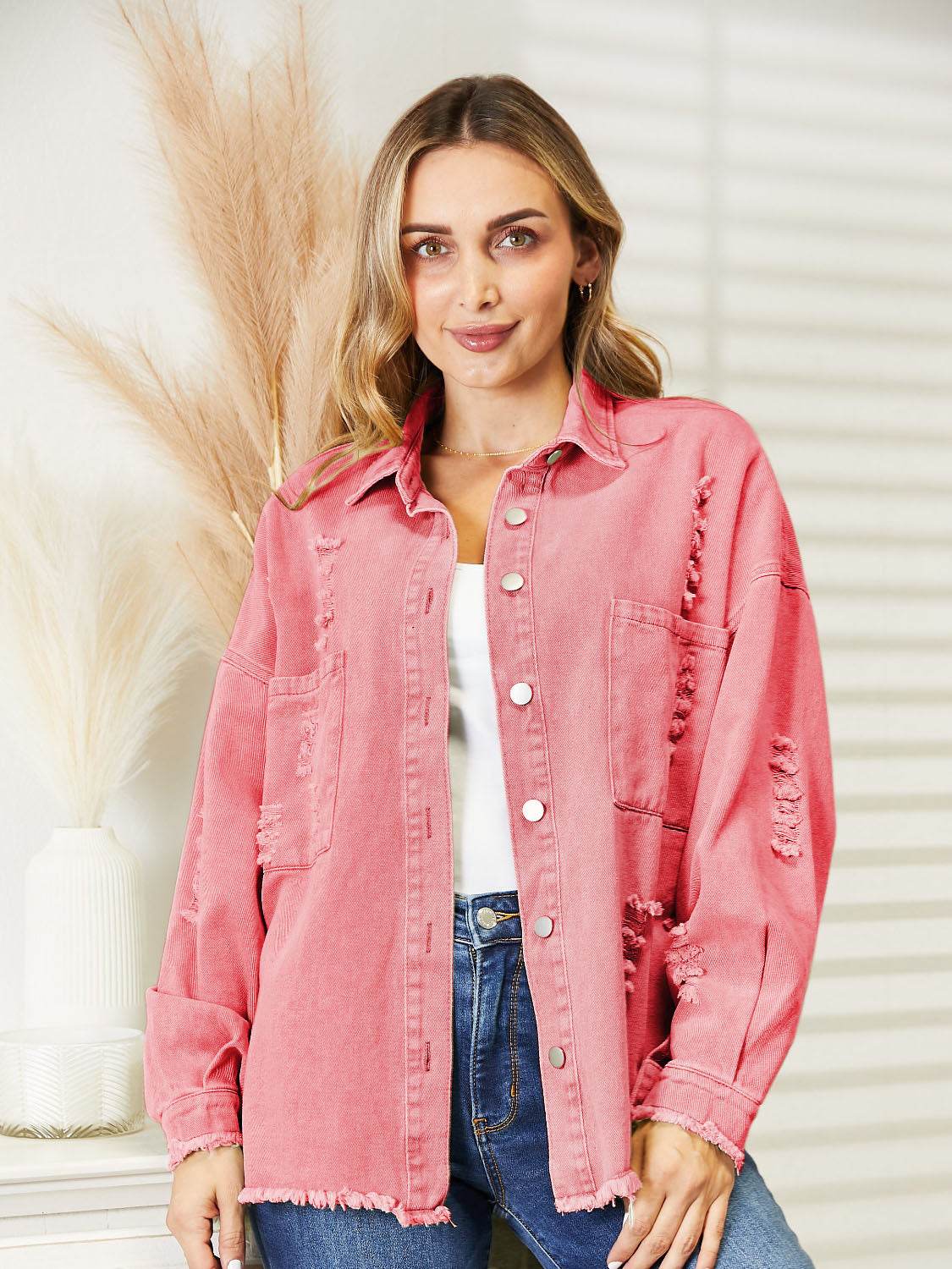 Distressed Raw Hem Denim Jacket - Delanoir
