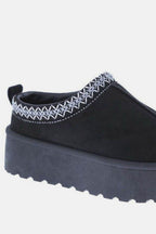 Weeboo Platform Embroidered Trim Slip-On Boots - Delanoir