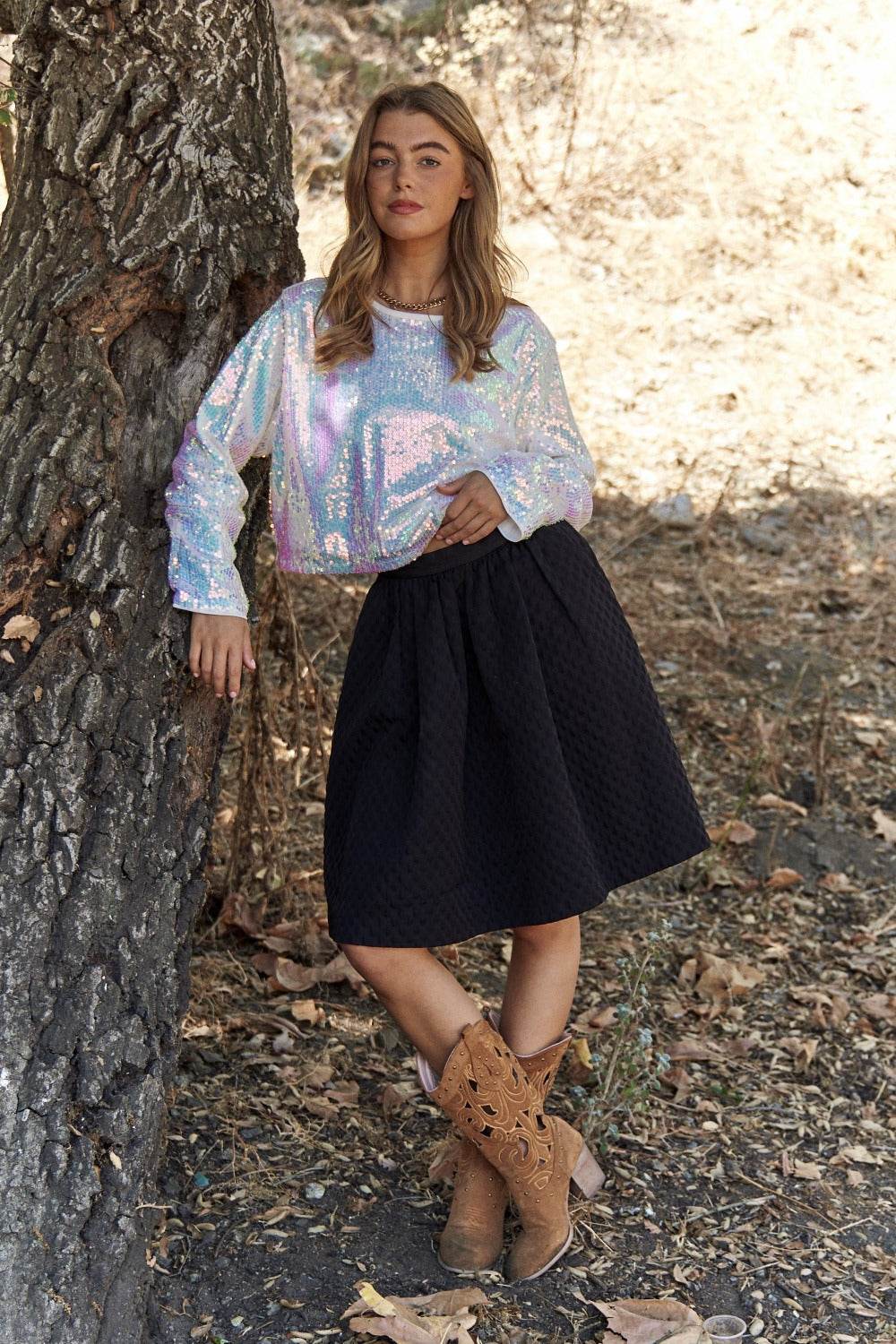 J.NNA Sequin Long Sleeve Crop T-Shirt - Delanoir