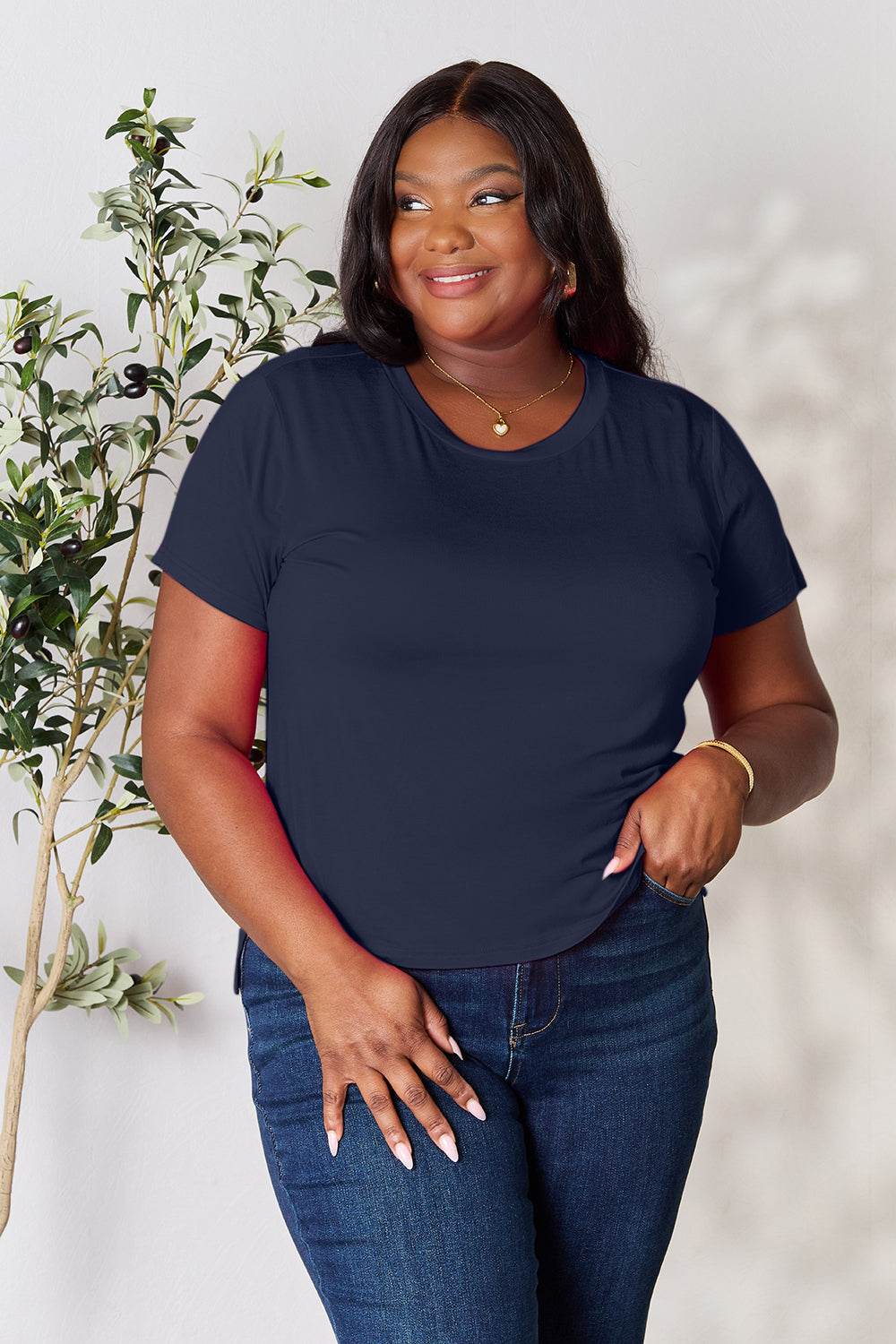 Basic Bae Full Size Round Neck Short Sleeve T-Shirt - Delanoir