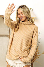BiBi Checkered Round Neck Thumbhole Long Sleeve Top - Delanoir