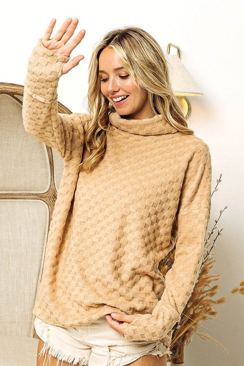BiBi Checkered Round Neck Thumbhole Long Sleeve Top - Delanoir
