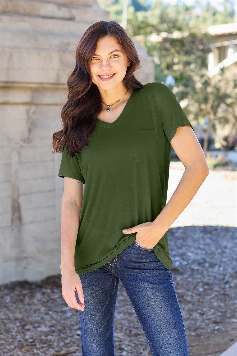 Basic Bae Full Size V-Neck Short Sleeve T-Shirt - Delanoir