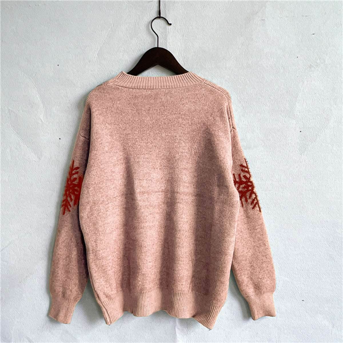 Reindeer and Snowflake Pattern Sweater - Delanoir