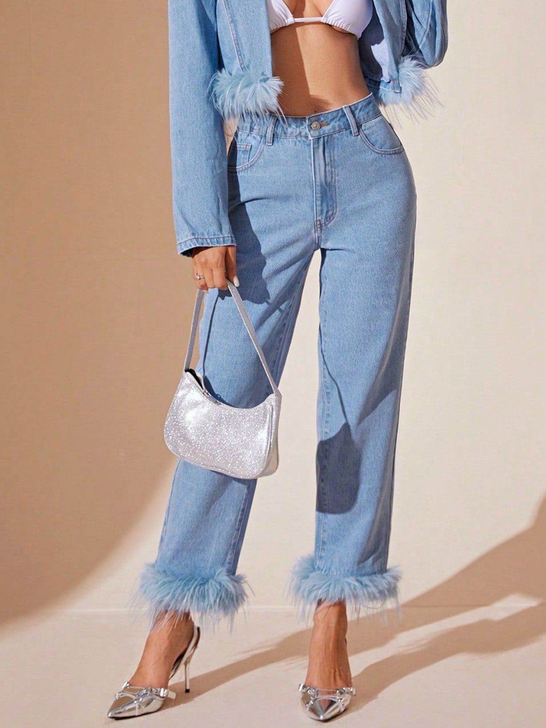 Plush Hem High Rise Straight Jeans - Delanoir