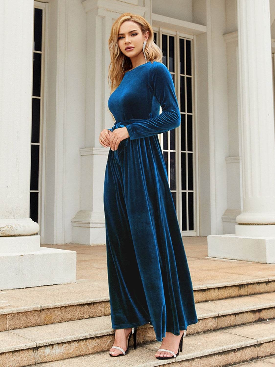 Tie Front Round Neck Long Sleeve Maxi Dress - Delanoir