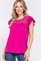 ACTIVE BASIC Ruffle Short Sleeve Lace Detail Knit Top - Delanoir