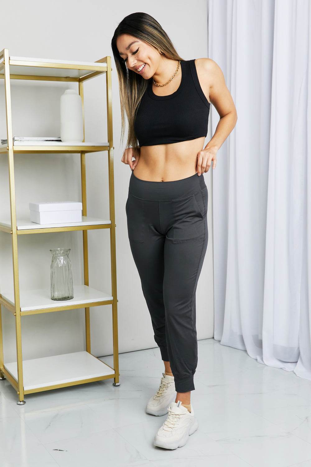 Leggings Depot Full Size Wide Waistband Cropped Joggers - Delanoir