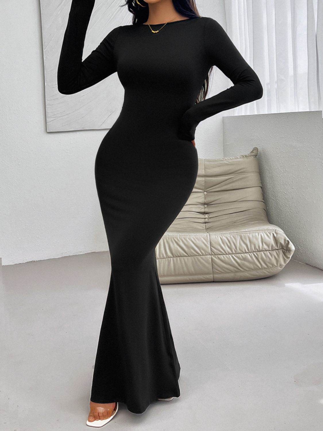 Devine Backless Round Neck Long Sleeve Maxi Dress - Delanoir