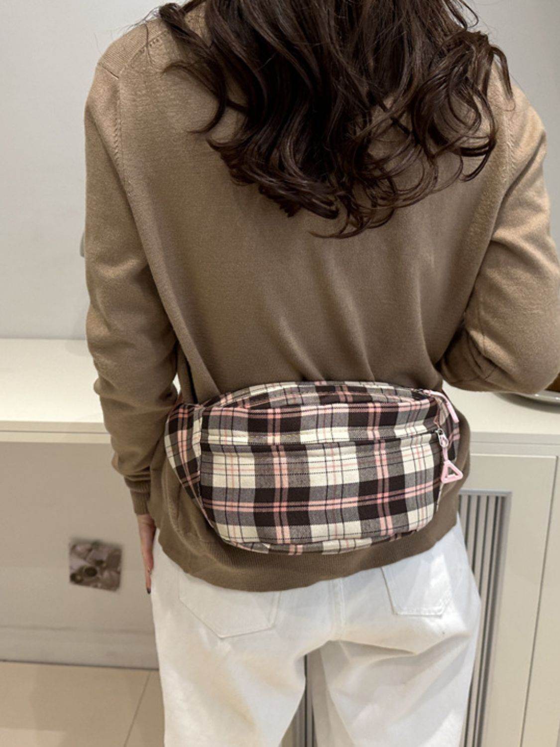 Plaid Adjustable Strap Crossbody Bag - Delanoir