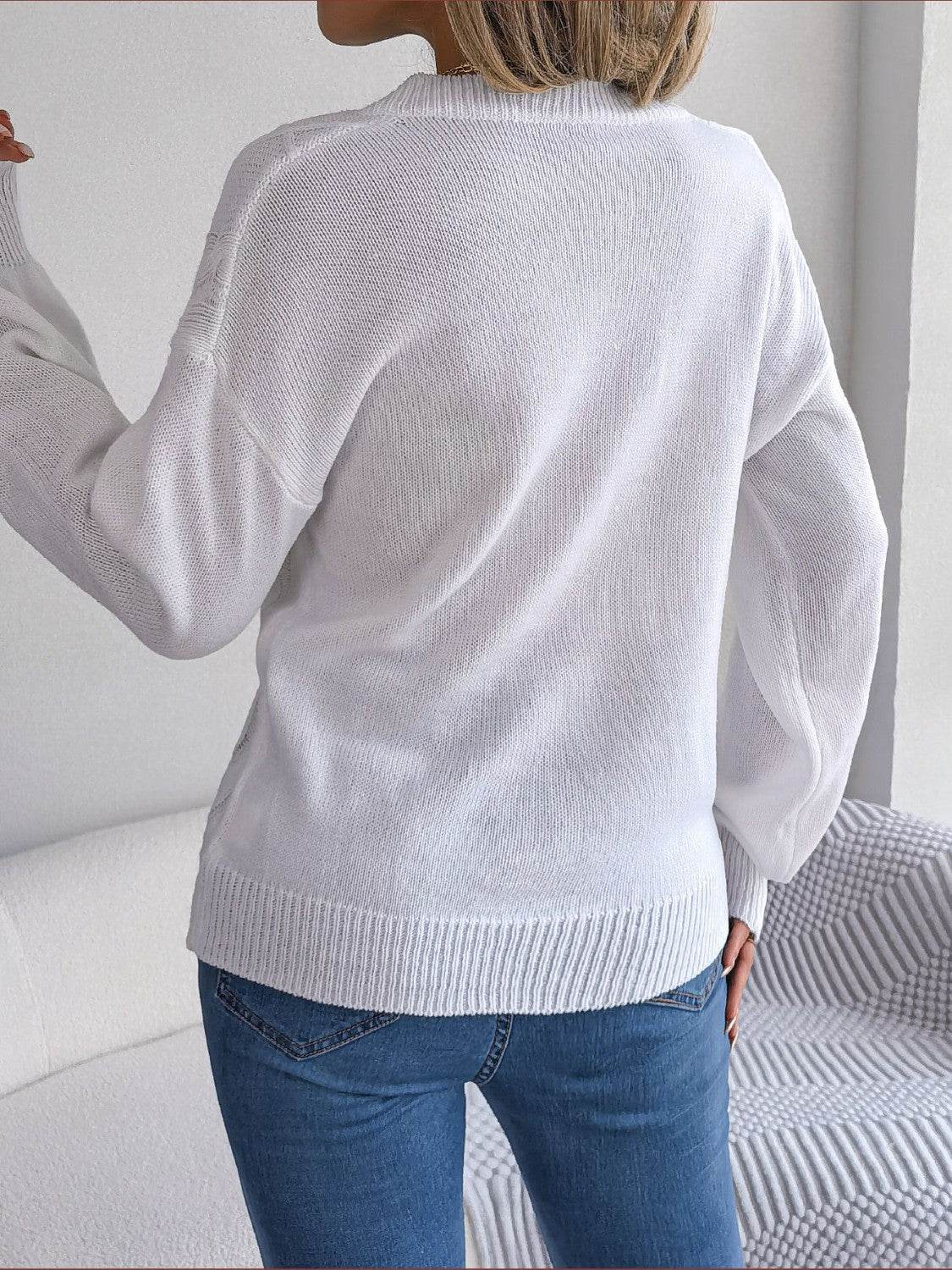 Cable-Knit Buttoned V-Neck Sweater - Delanoir