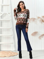 Snowflake Pattern Round Neck Sweater - Delanoir