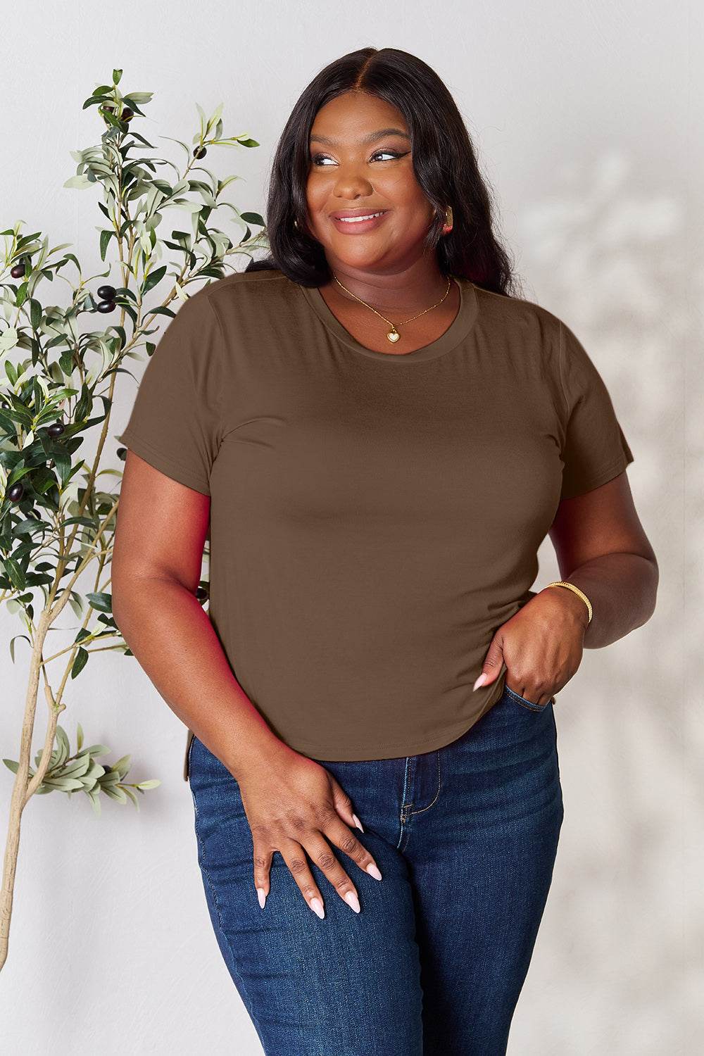 Basic Bae Full Size Round Neck Short Sleeve T-Shirt - Delanoir