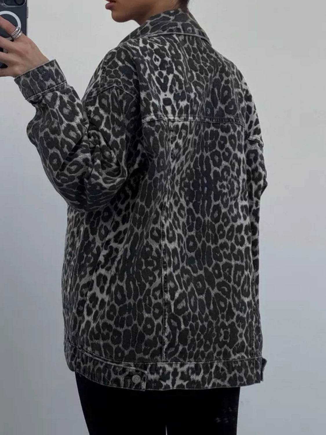 Leopard Button Up Long Sleeve Denim Top - Delanoir