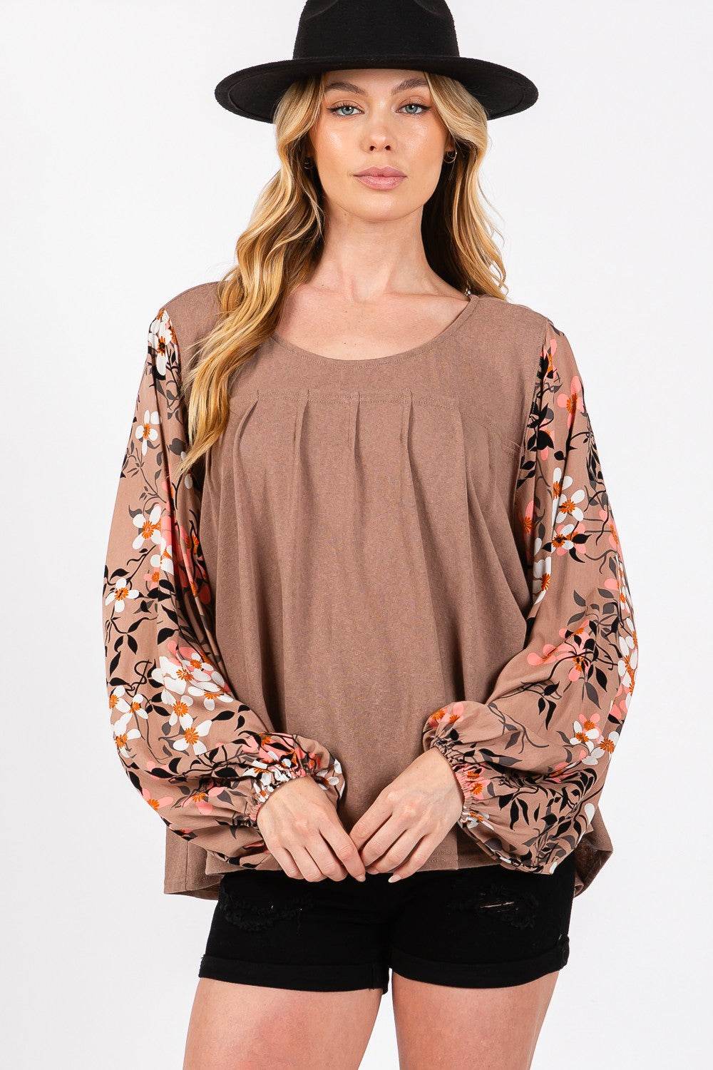 SAGE + FIG Floral Long Sleeve Front Pleated Detail Blouse - Delanoir
