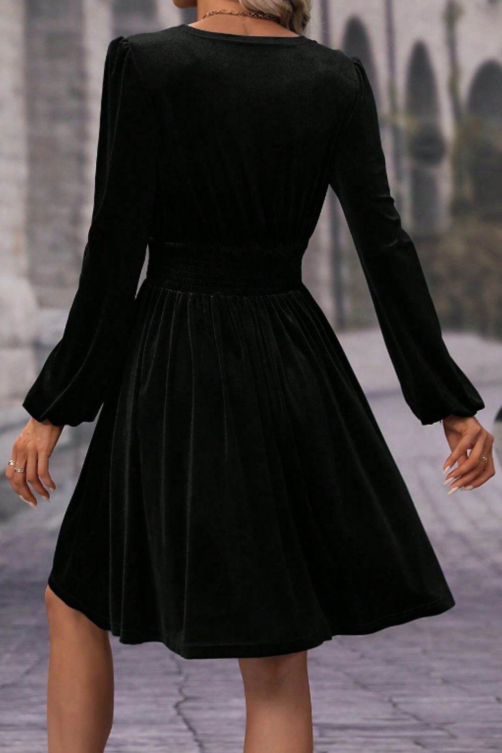 Surplice Long Sleeve Velvet Dress - Delanoir