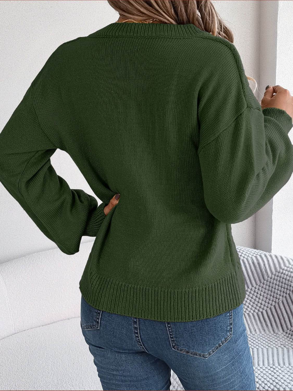 Cable-Knit Buttoned V-Neck Sweater - Delanoir
