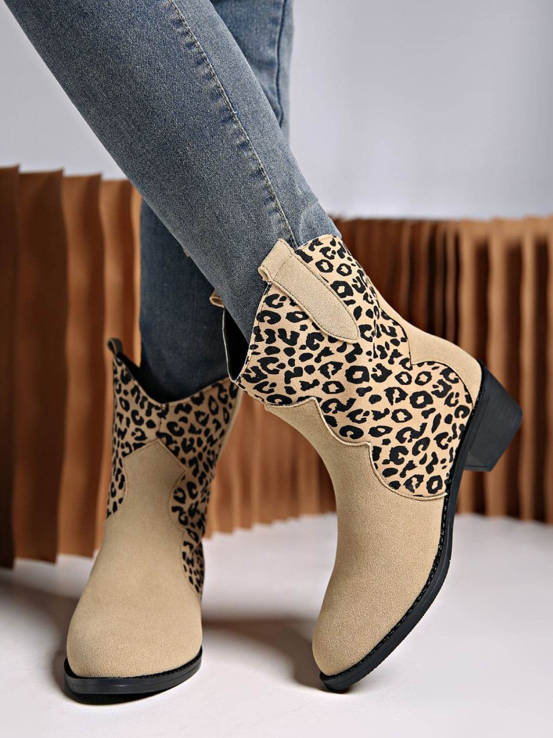 Leopard Suede Block Heel Boots - Delanoir