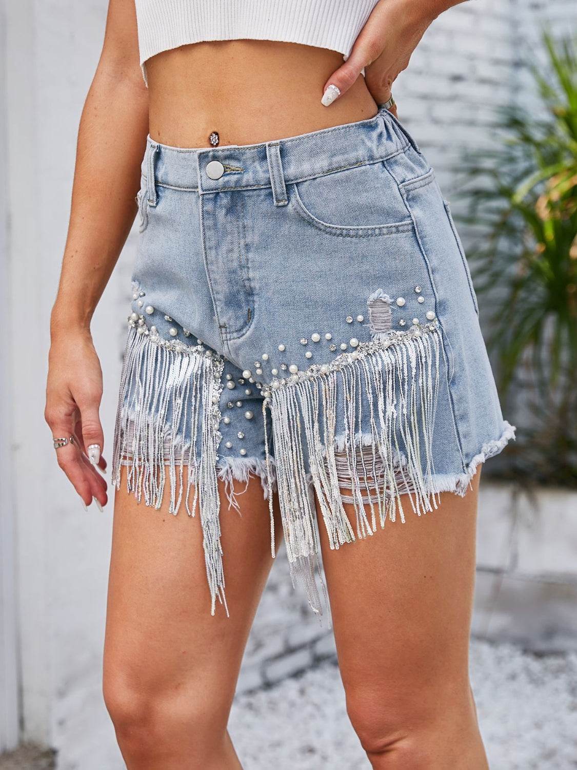 Distressed Pearl Trim Denim Shorts with Pockets - Delanoir
