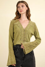 VERY J V-Neck Lace Detail Button Down Crop Ribbed Knit Top - Delanoir