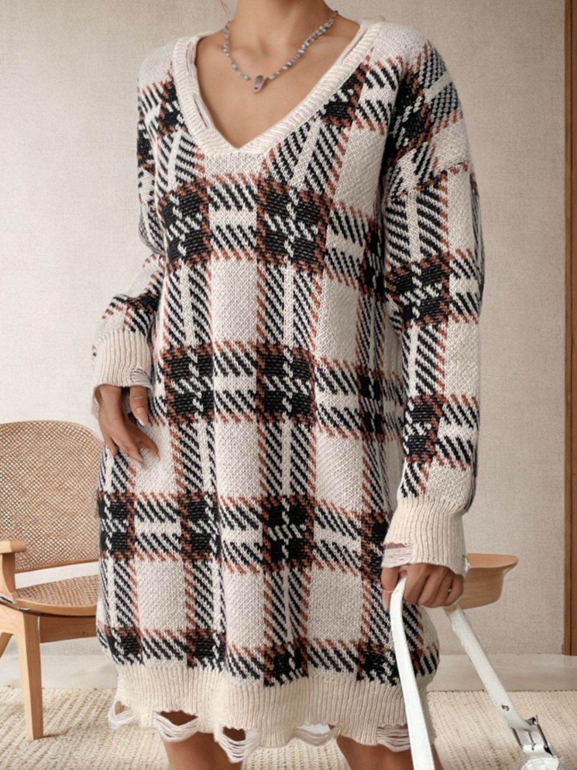 Distressed Plaid V-Neck Long Sleeve Sweater Dress - Delanoir