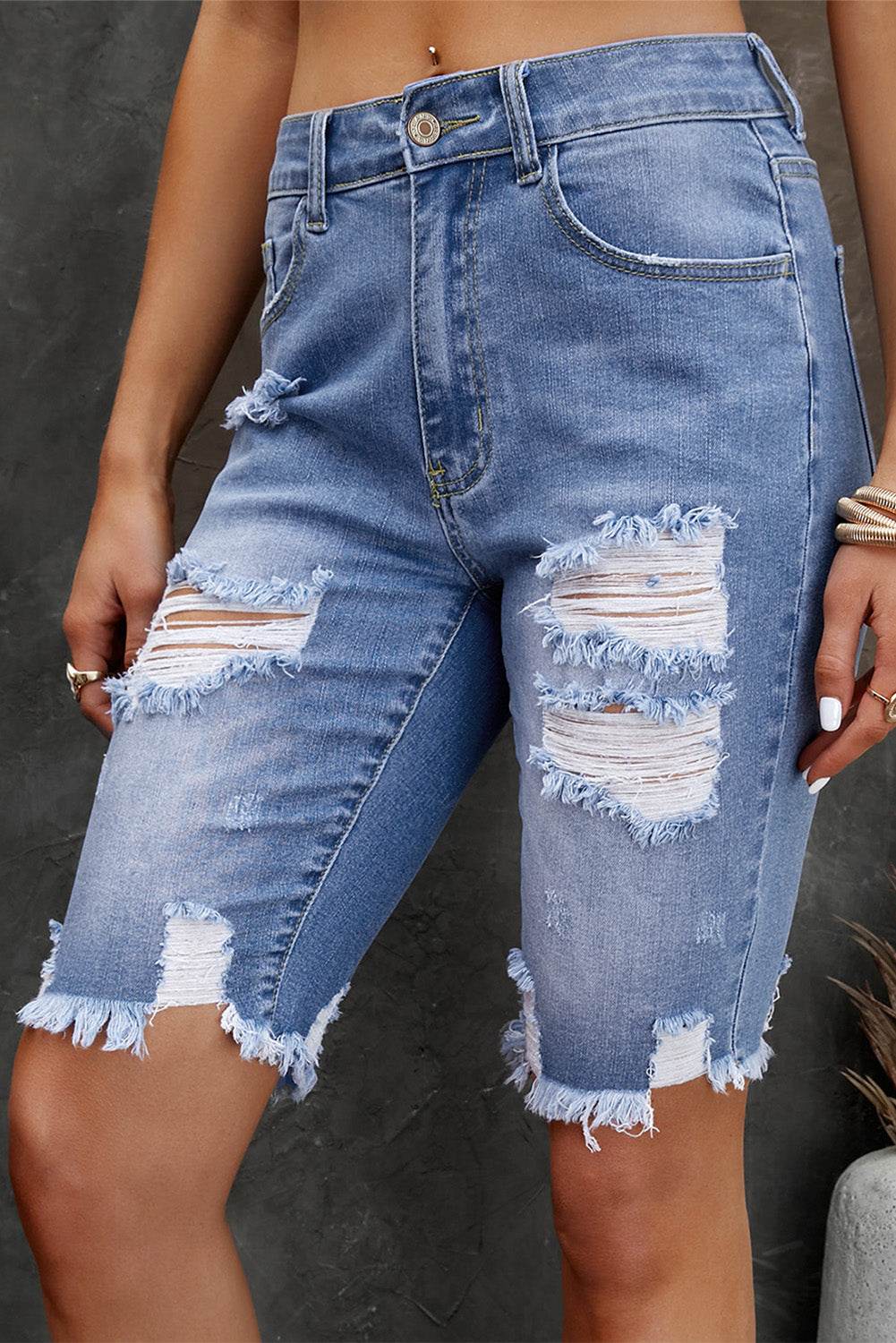 Distressed Frayed Hem Denim Bermuda Shorts - Delanoir