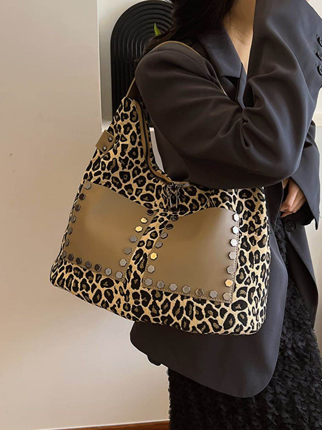 Leopard Polyester Shoulder Bag with Zippers - Delanoir
