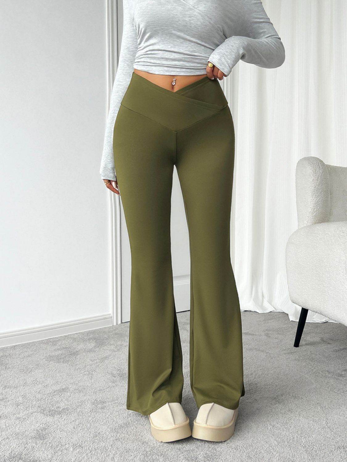 Devine Highly Stretchy Bootcut Pants - Delanoir