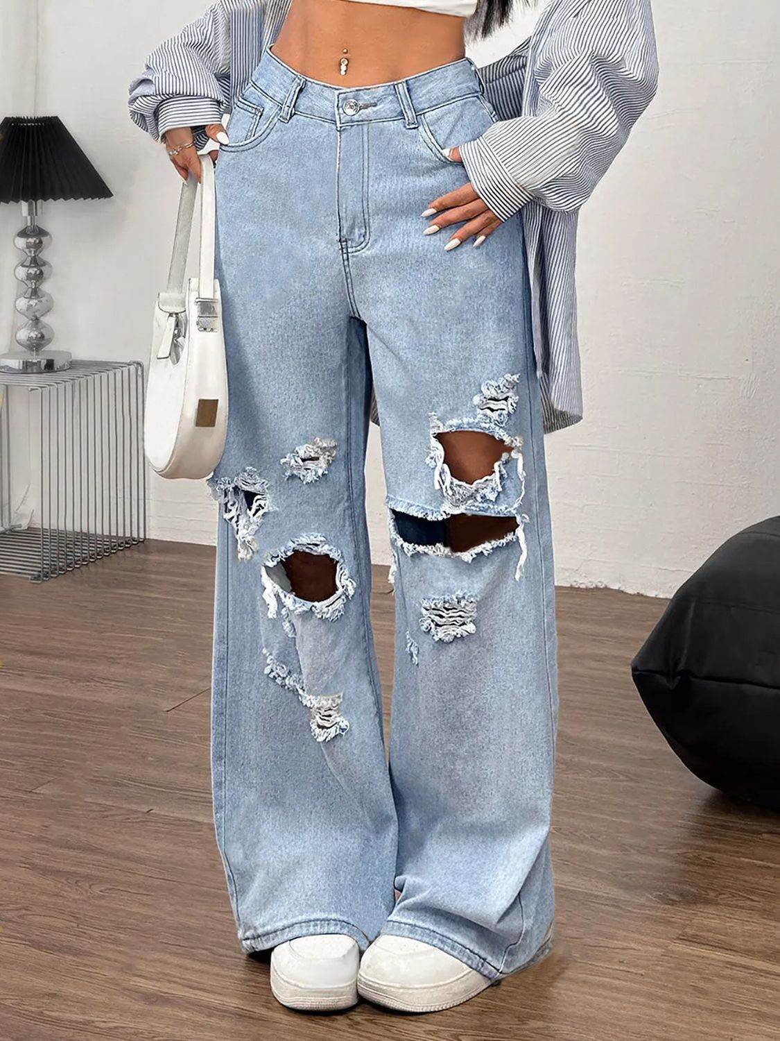 Distressed Wide Leg Jeans with Pockets - Delanoir