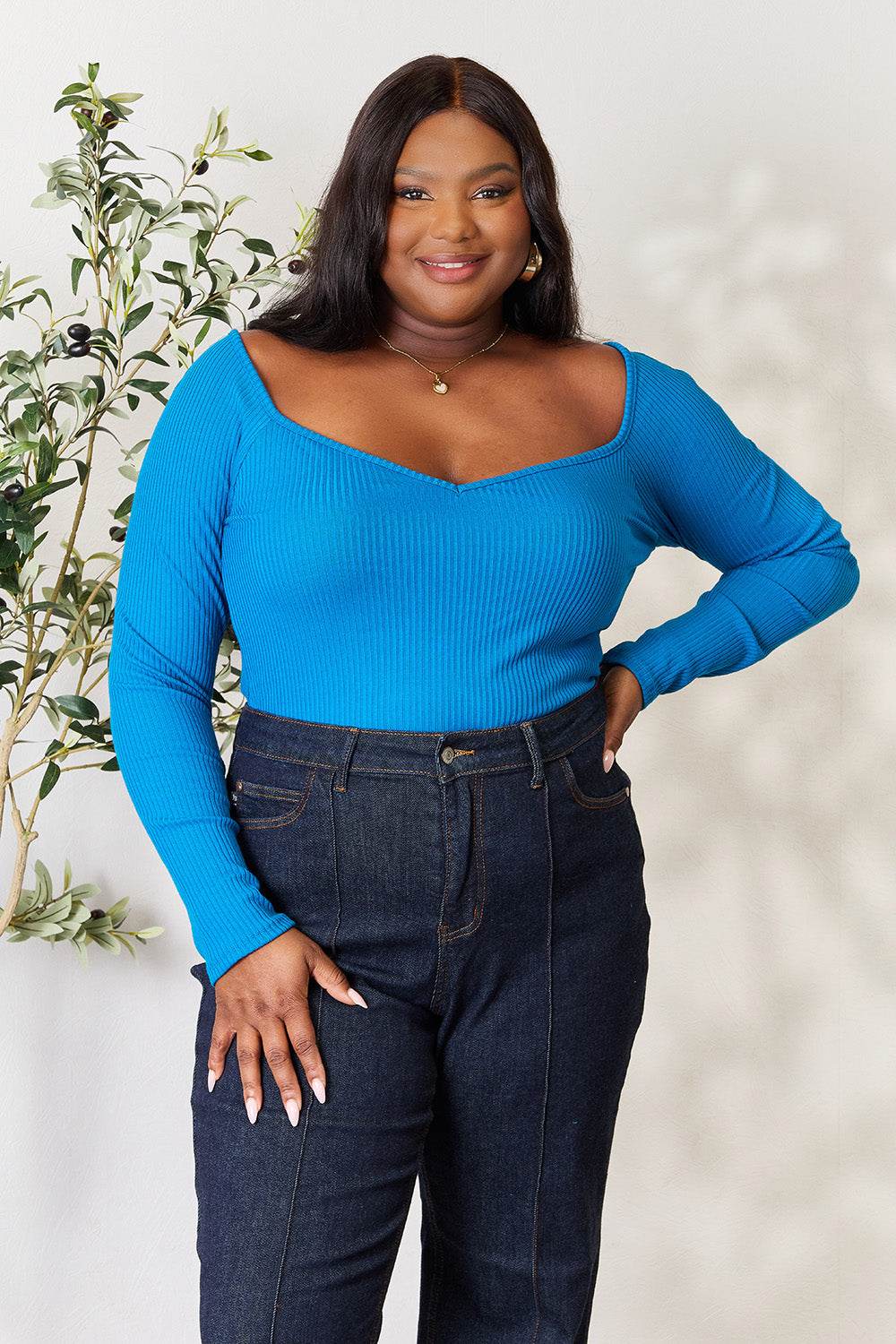 Culture Code Full Size Ribbed Sweetheart Neck Knit Top - Delanoir