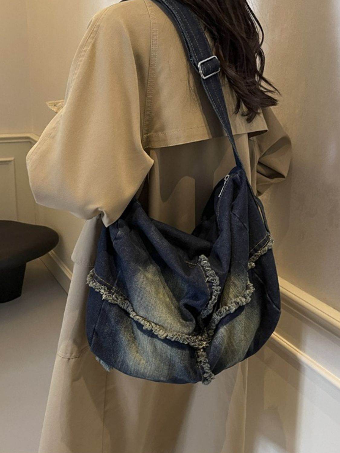 Raw Hem Gradient Crossbody Bag - Delanoir