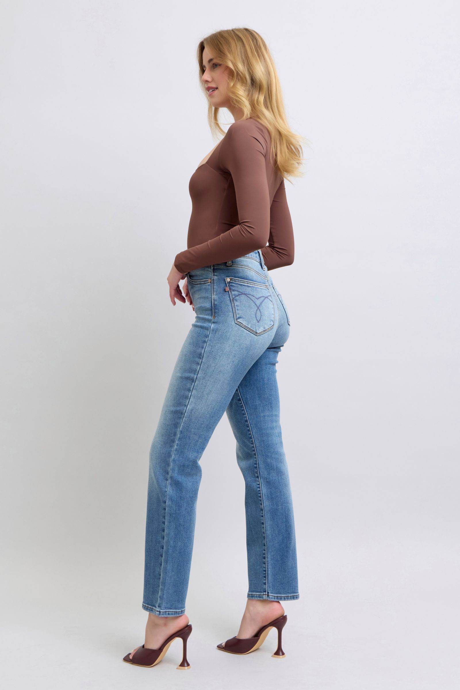 Judy Blue Full Size Run Vintage Wash Thermal Straight Jeans - Delanoir
