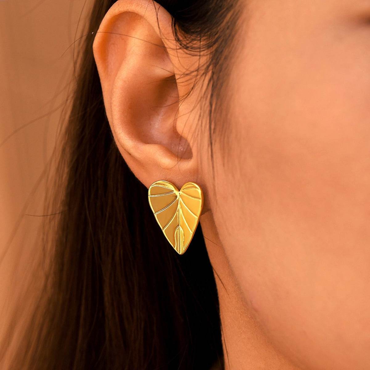 Stainless Steel Heart Leaf Stud Earring - Delanoir
