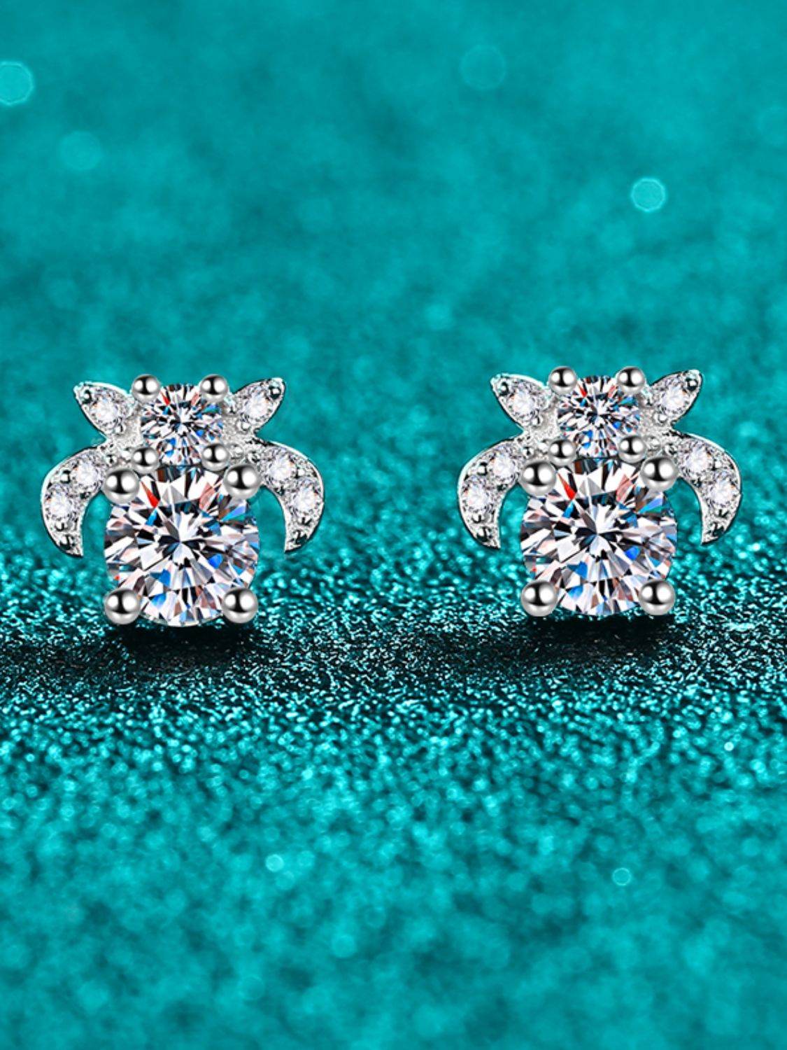 1 Carat Moissanite 925 Sterling Silver Stud Earrings - Delanoir