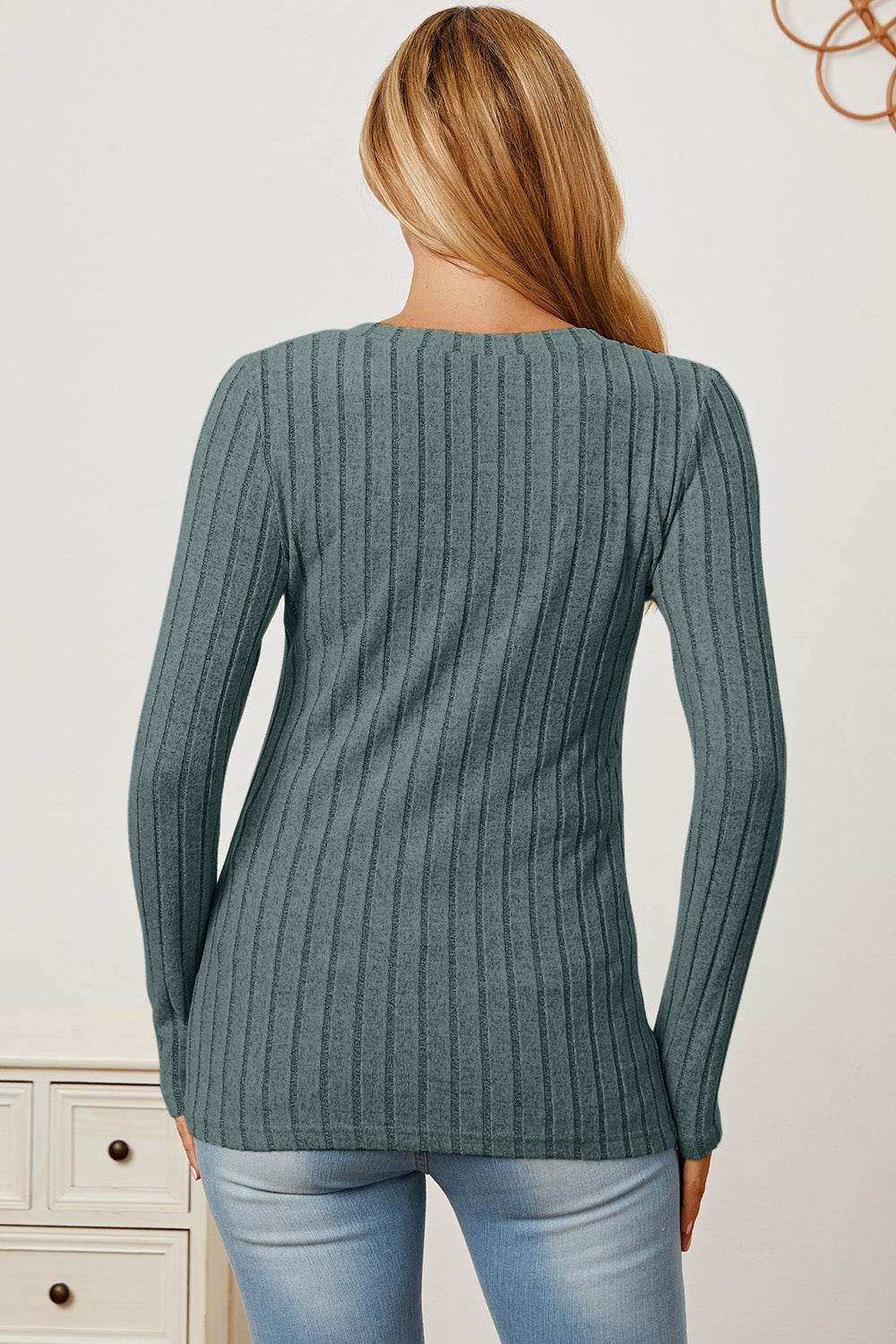 Basic Bae Full Size Ribbed V-Neck Long Sleeve T-Shirt - Delanoir